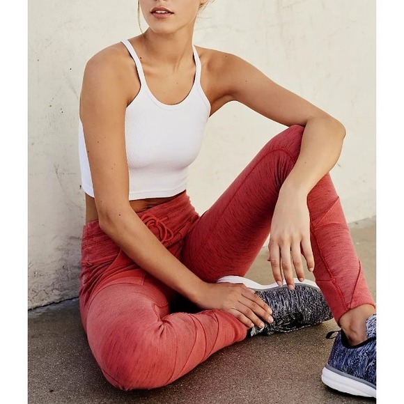 Fp Movement Women's White Happiness Runs Ribbed Athletic Crop Tank Top Size XL - Picture 4 of 10